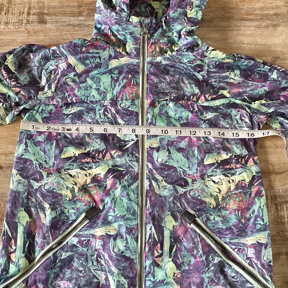 Lululemon packable jacket - Picture 13 of 16